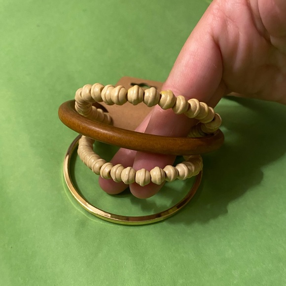 Set of Bracelets - Picture 3 of 5